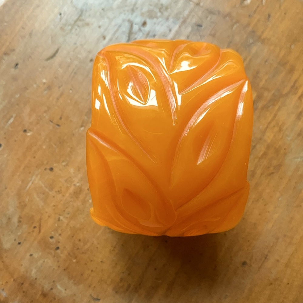 Vintage lucite bracelet